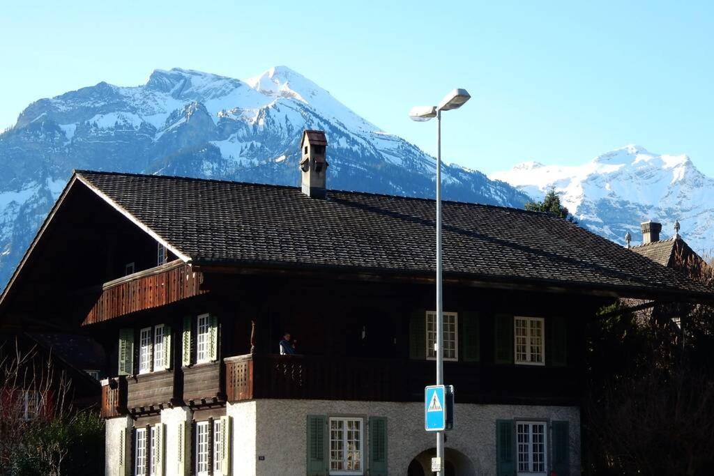 Zentral Gelegene Wohnung Mit Grossem Garten Interlaken Bagian luar foto